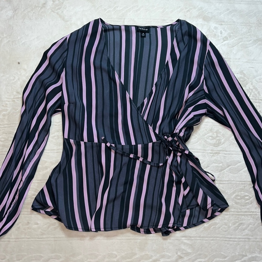 Torrid‎ Crepe Surplice Top